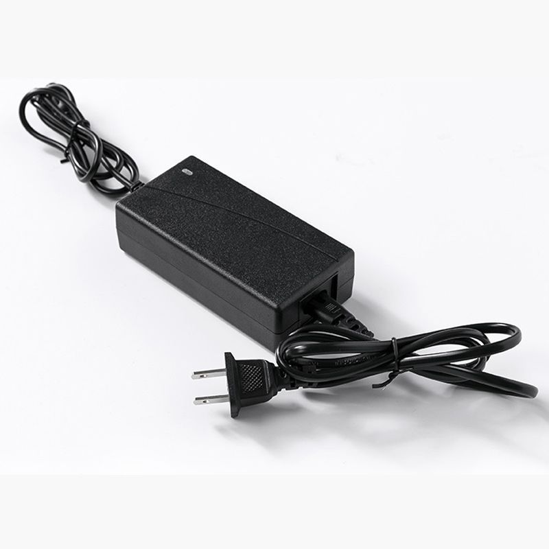 工厂各规格两轮儿童滑板车充电器通用平衡车漂移车充电器批发