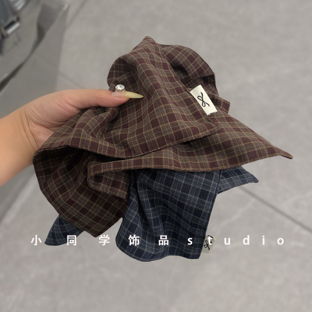 A high-end double-layered checkered large intestine hair band for women, a delicate Korean-style suit fabric, with a low ponytail hair tie