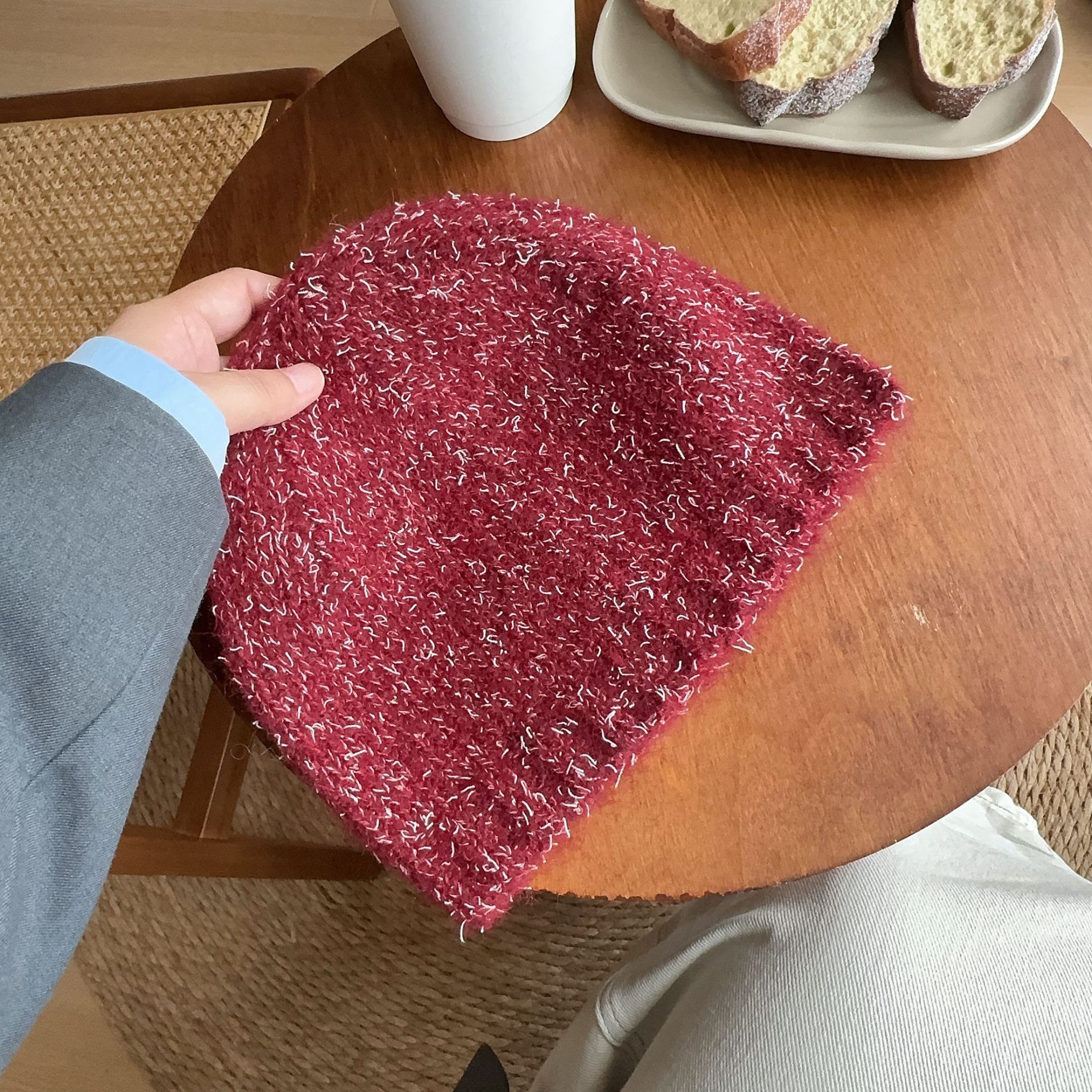 Baotou women's autumn and winter woolen knitted cap, warm and cold-proof cap, square face, fashionable and versatile Korean style outdoor Application Scenario