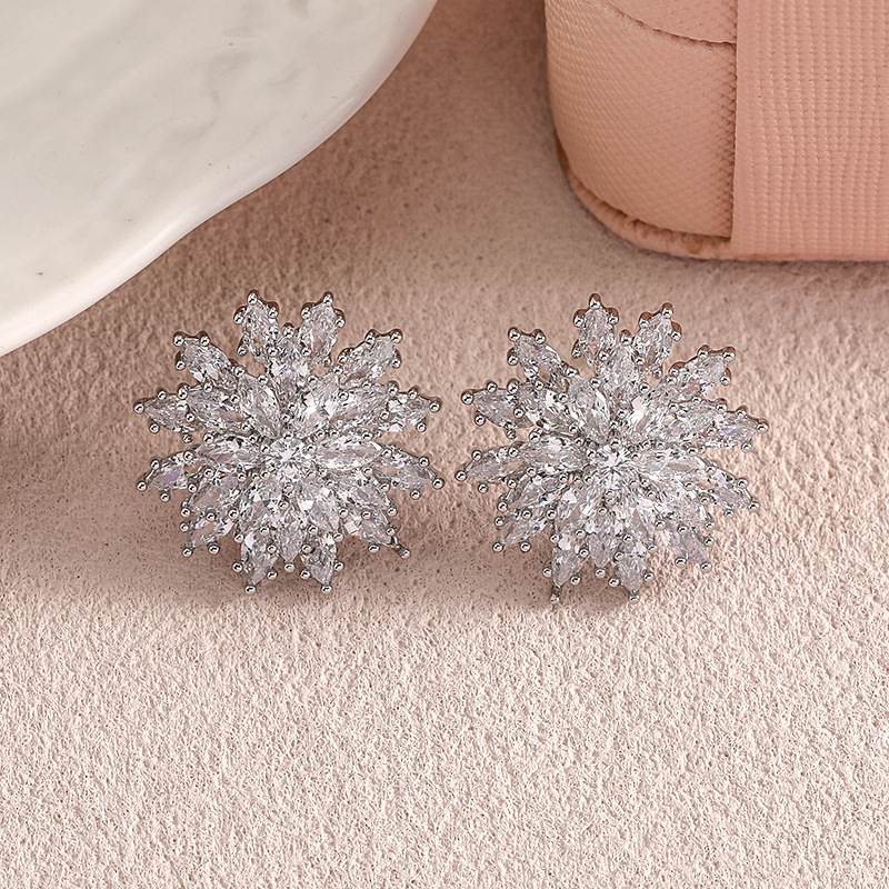 银针超闪锆石圆形花朵耳钉女精致时尚百搭耳环轻奢高级感耳饰闪耀