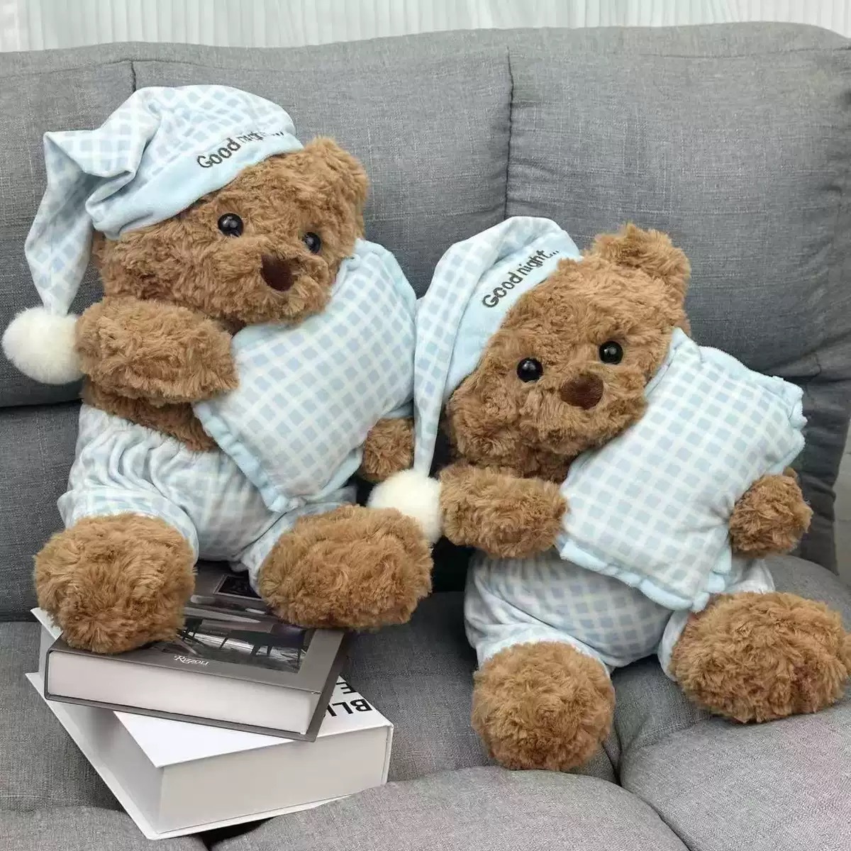 Wholesale of internet-famous best-selling pillows, pajamas, teddy bear plush toys, dolls, pajamas, soothing teddy bear dolls, and bed dolls Application Scenario
