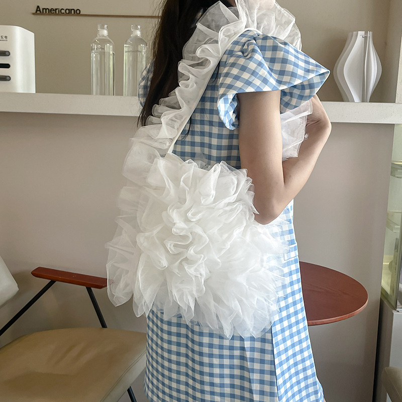 Cross-border chiffon skirt bag, fresh and clean women's bag, new lace soft chiffon pleated single-shoulder bag, Korean-style fashionable pleated skirt, underarm bag, lace bag details Picture