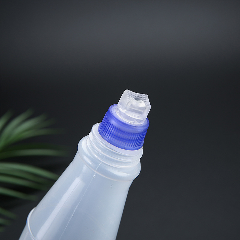 Suministro de fábrica personalizado tubo de pegamento líquido pegamento de estudiante papelería de oficina stick pegamento tubo de pegamento de PE para uso diario tubo vacío Application Scenario