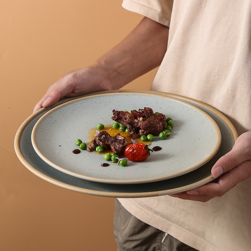 Retro and unique earthenware round plate, restaurant and hotel ceramic steak plate, high appearance level, simple solid color, home breakfast plate Specification image