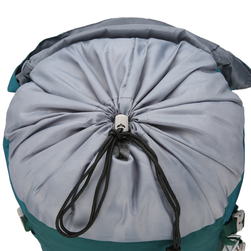 New outdoor professional large-capacity mountaineering bag, 40L waterproof sports backpack, camping, hiking, mountaineering travel, outdoor backpack, hiking backpack Application Scenario