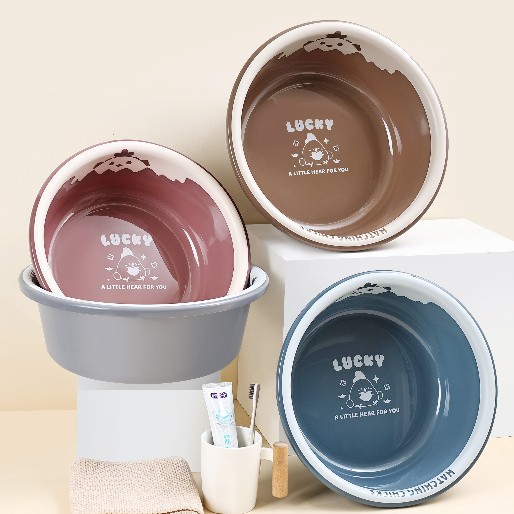 Thickened round household washbasin for student dormitories, new plastic basin, and cream-style household washbasin Application Scenario