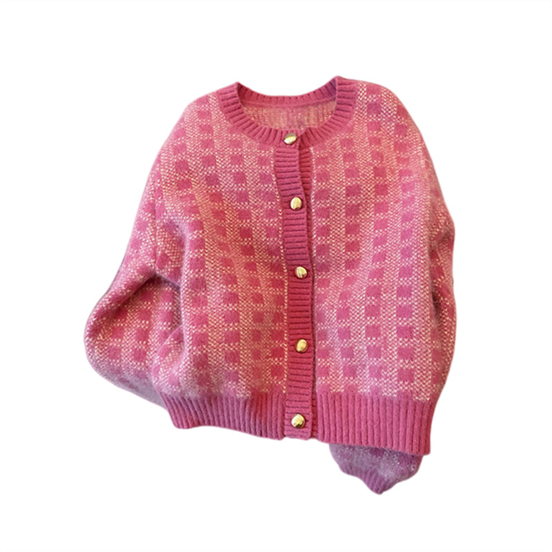 In the early spring and autumn of 2026, there are new styles of knitted sweaters, pink checkered loose, slimming, cute and fashionable cardigan coats for women Item Picture