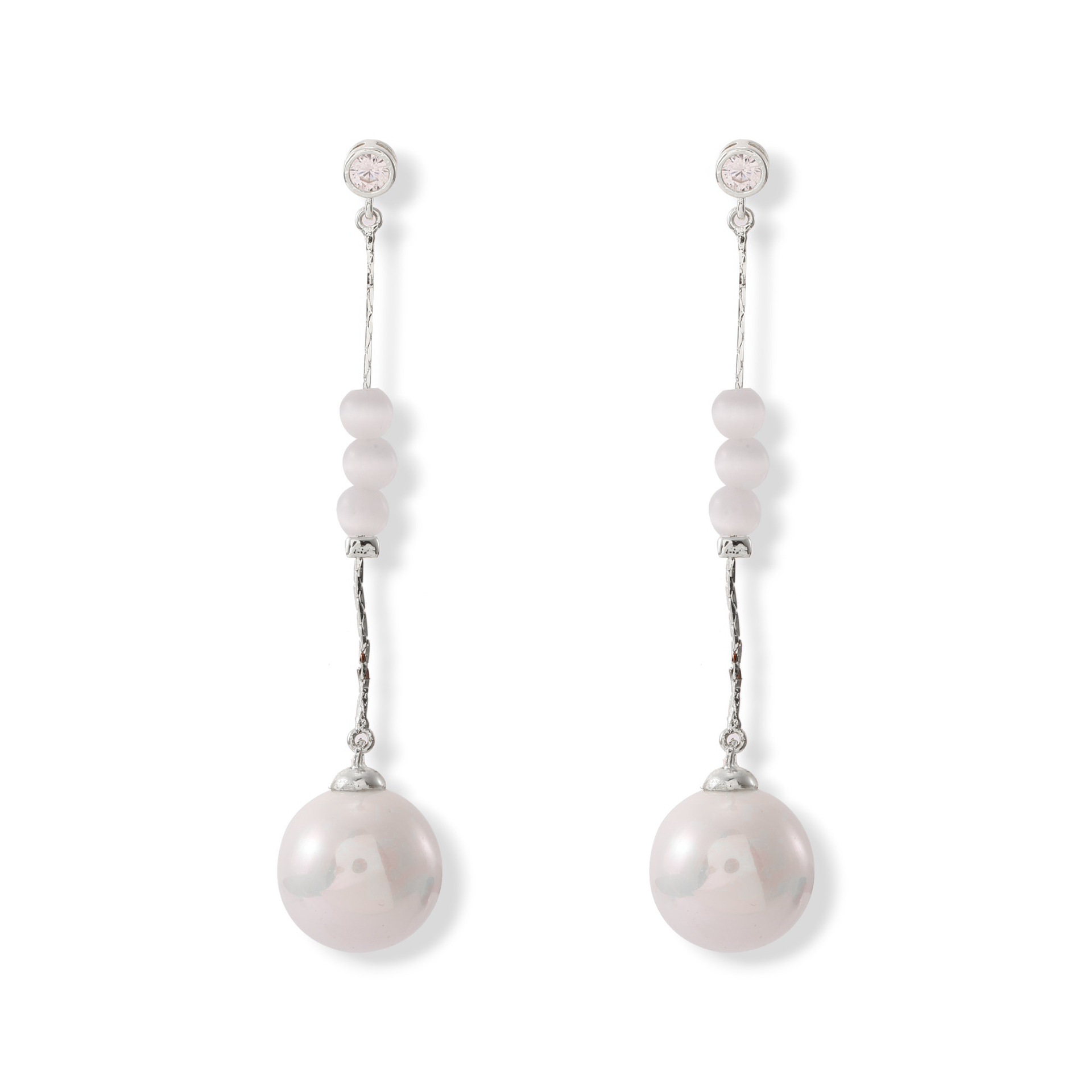 Gentle and refined tassel pearl earrings, women's Instagram niche design sense cat's eye stone earrings, high-quality earrings wholesale Item Picture