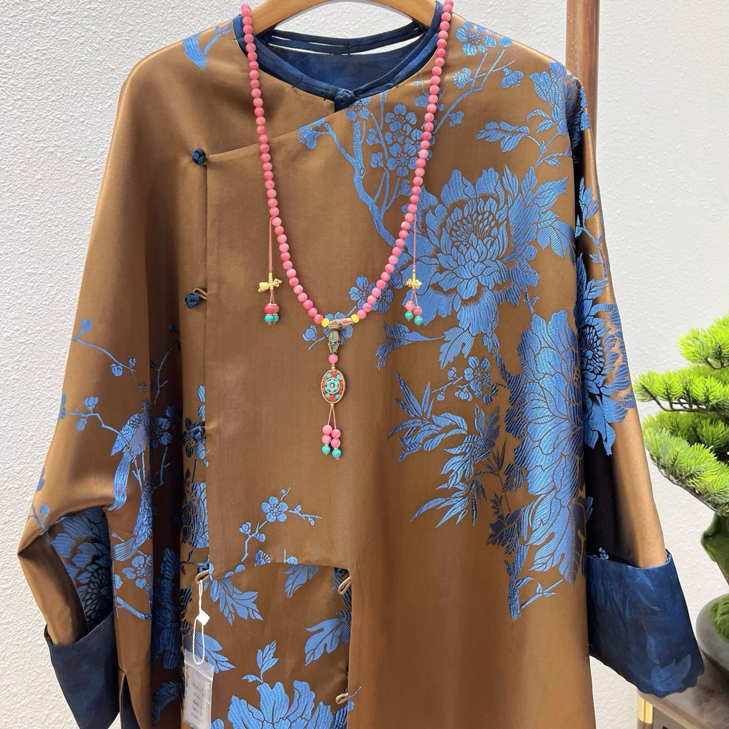 复古非遗真丝香云纱两面穿阔版外套南油秋季款新中式国风工厂批发图