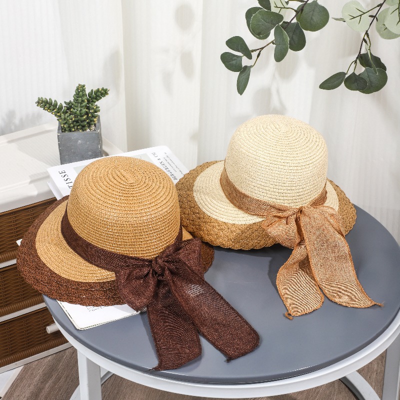 Top hat, flat-topped straw hat, women's summer beach trip, versatile sun protection hat, men's straw woven sun hat, women's beach hat Application Scenario