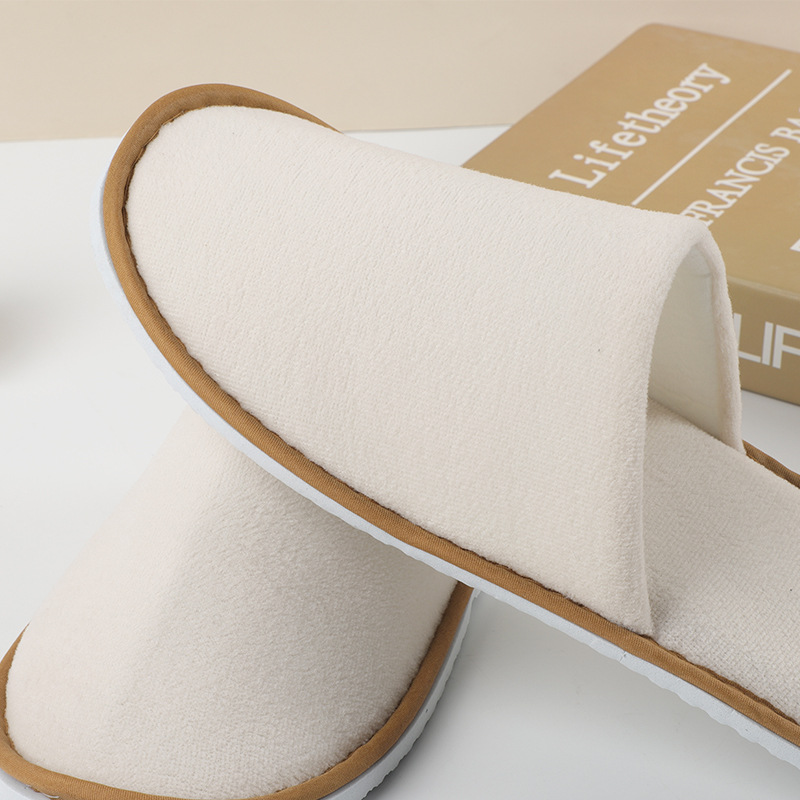 Artículos de hotel desechables al por mayor desechables de terciopelo denso slippers paño antideslizante homestand room slippers Application Scenario