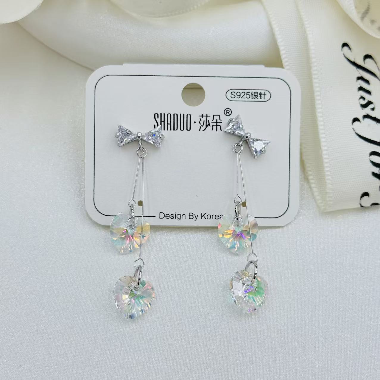 Aretes de cristal tejido aretes de acero inoxidable adornos moda mujer luz lujo earwear details Picture