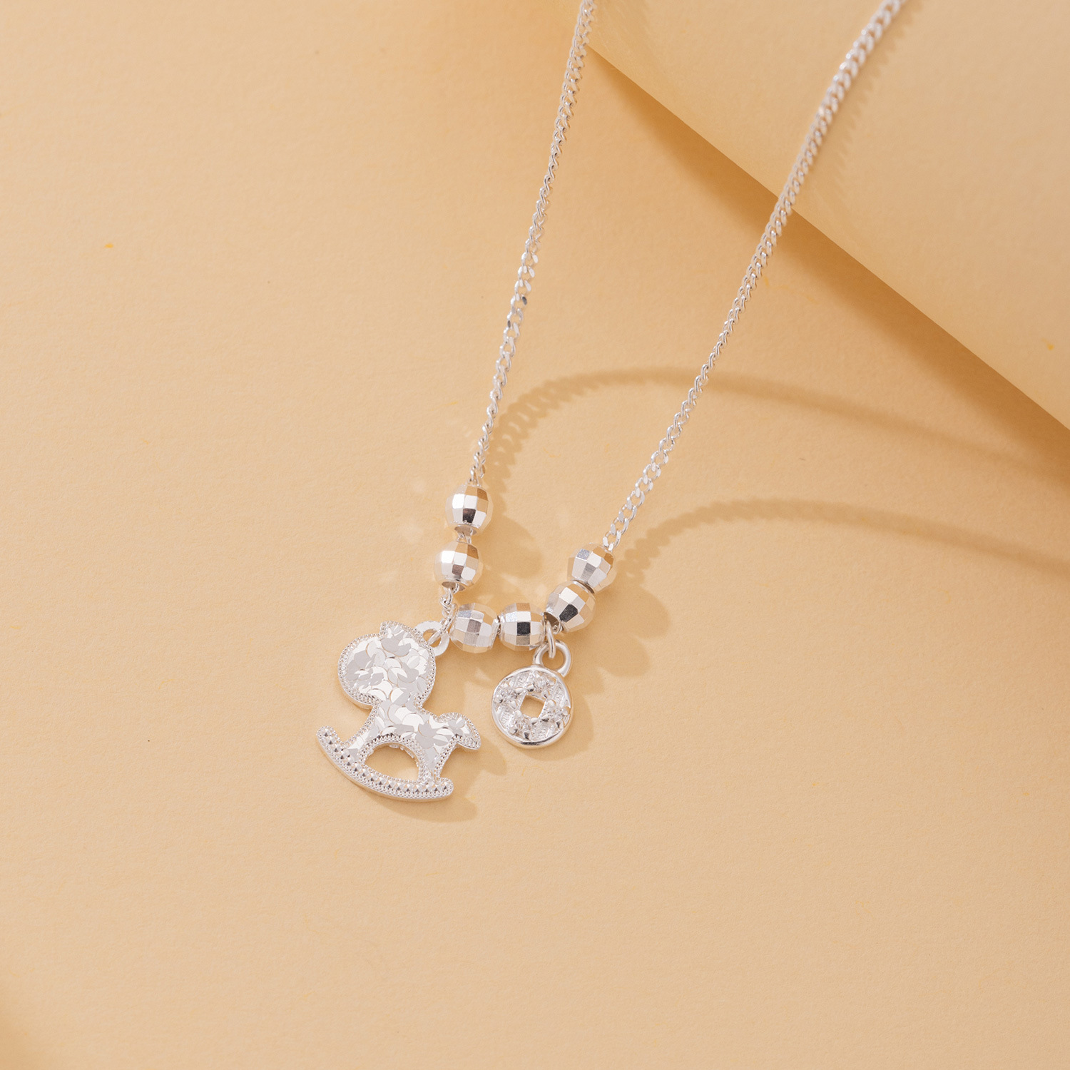 马上有钱~s925纯银碎冰冰木马项链女 招财小众高级时尚精致锁骨链细节图