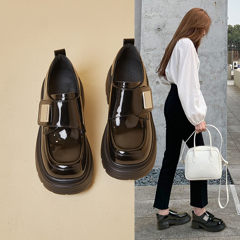厚底乐福鞋女新款2026春季魔术贴百搭休闲增高黑色小皮鞋女防磨脚