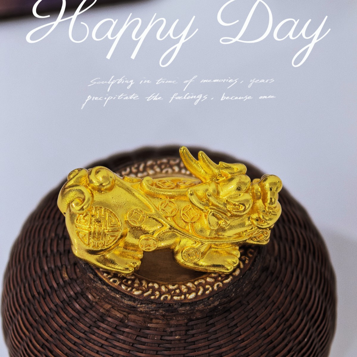 电视柜摆件实物图