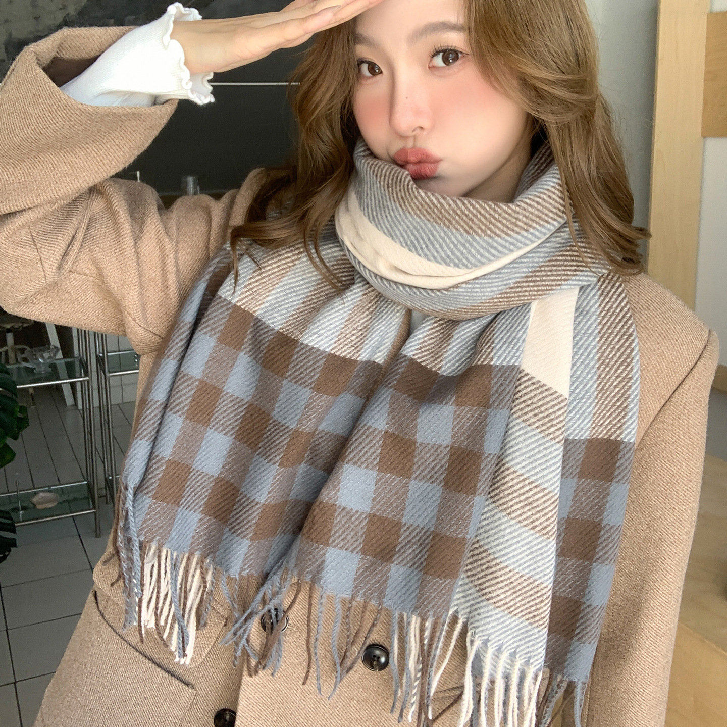 Autumn and winter Women's 2025 New Korean style simple faux cashmere checkered warm shawl, fashionable and versatile fringed neck