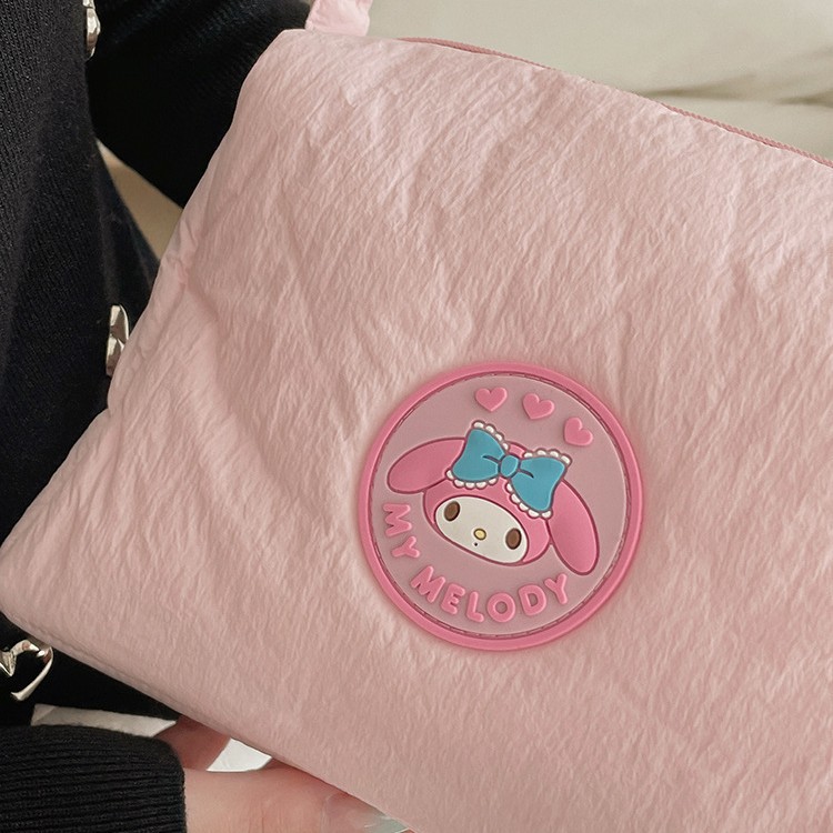 Officially authorized Sanlio cosmetic bag, Japanese and Korean fresh down fabric with cotton, hand-held small bag for girls, Kuromi Application Scenario