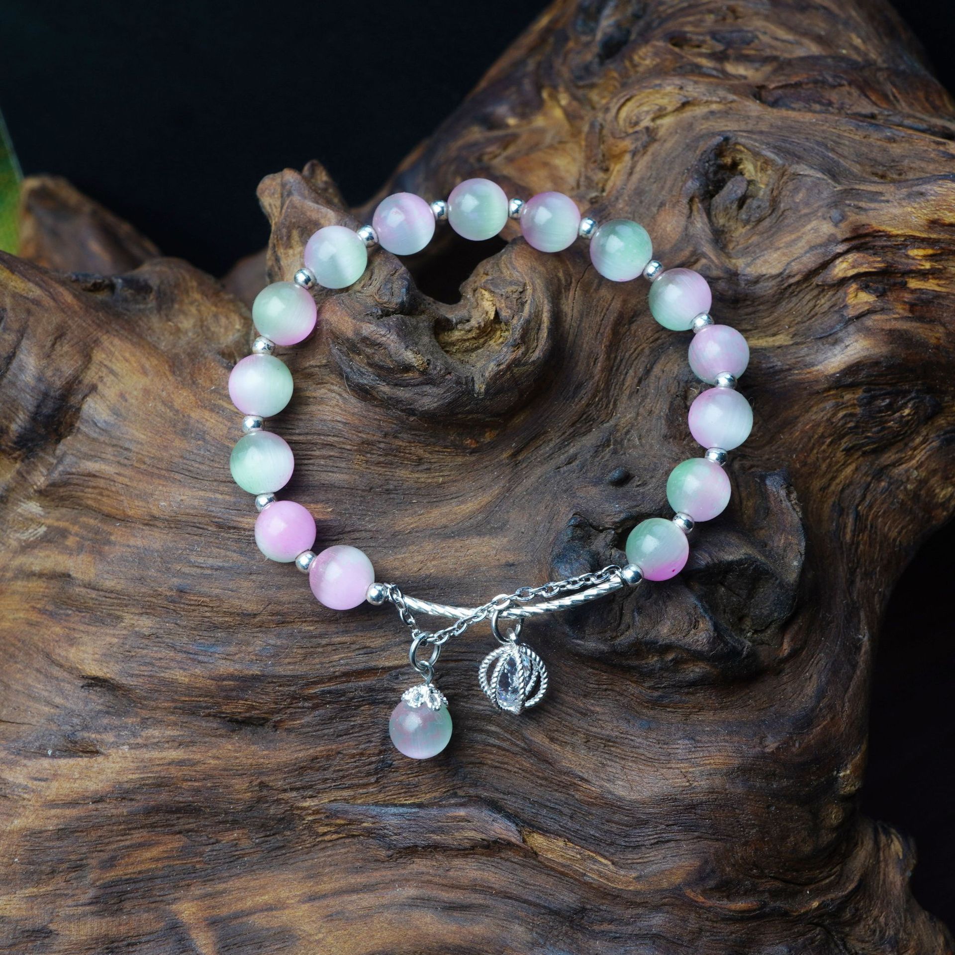 New dual-color cat's eye stone bracelet, green powder crystal bracelet, a fresh, unique and high-end feminine charm, best friend jewelry gift