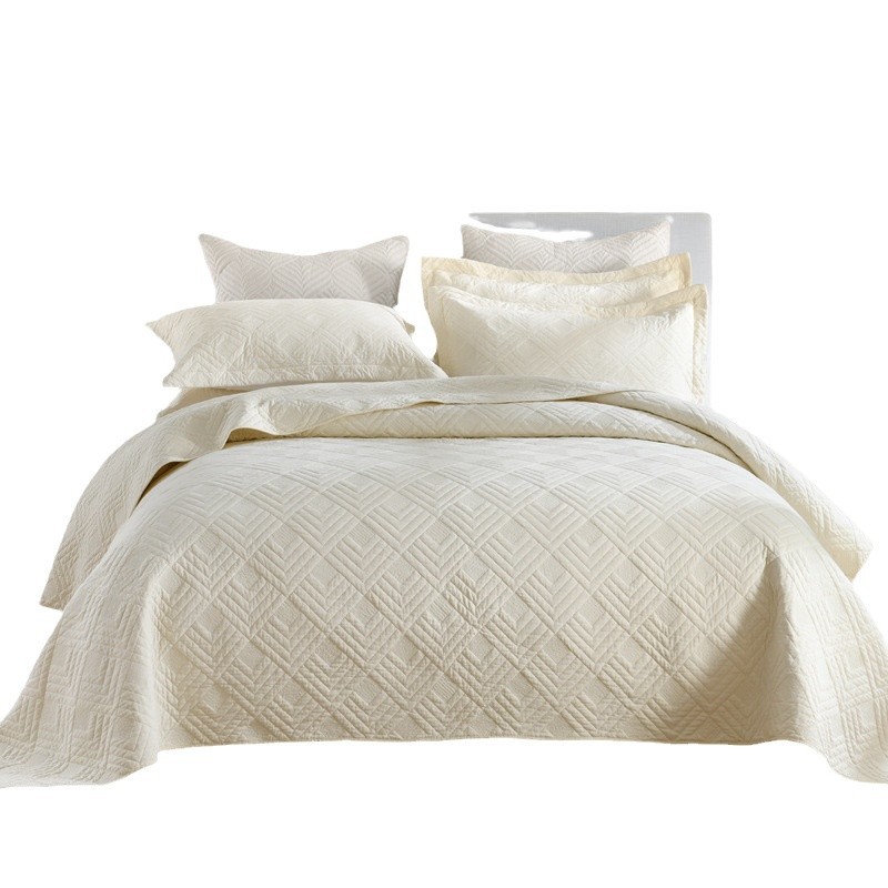 Wholesale of cross-border pure cotton bed covers with increased thickness, all-cotton plain quilted quilts, three-piece tatami sets for export Item Picture