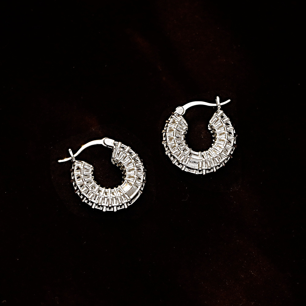 Hyacinth moda personalidad luz extravagancia brillo loop loop hebilla de oído 2025 shake yin boom pendientes diseño único accesorios de oído frío y viento frío details Picture