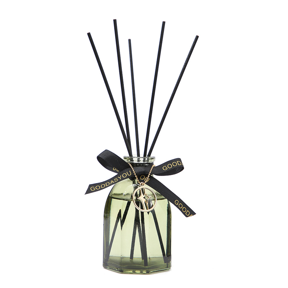 厂家直销新款无火香薰空气清新剂家用厕所衣柜香氛持久卫生间香薰白底实物图