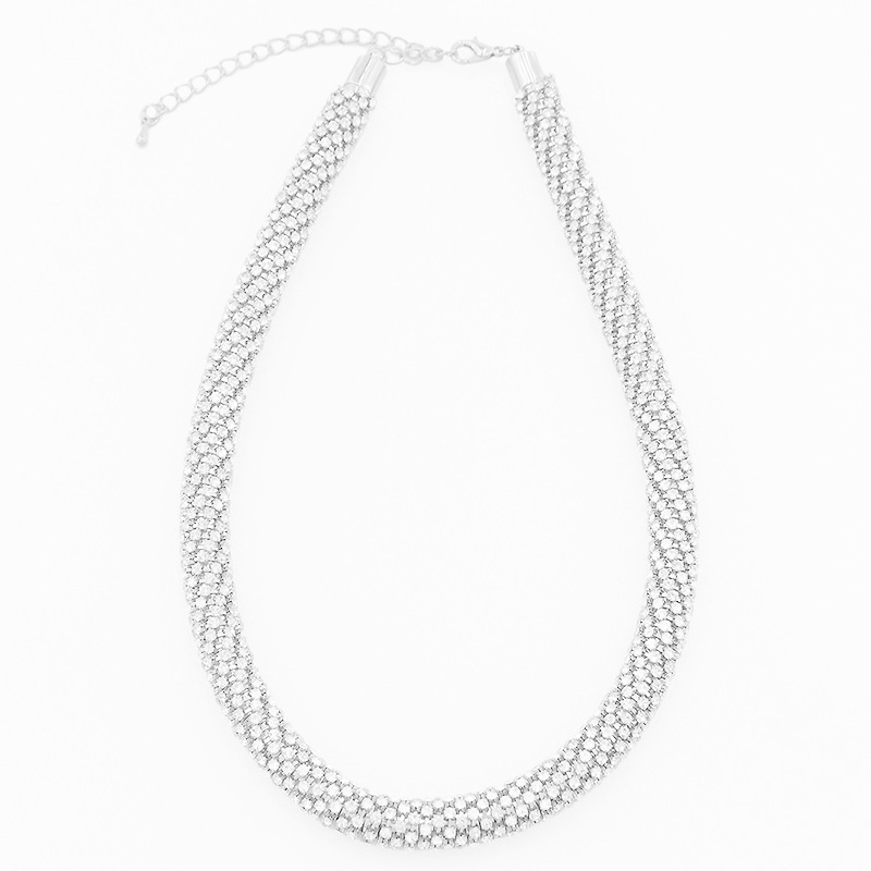 Cross-border exaggerated, individualistic, luxurious, wrapped rhinestone elastic necklace with innovative design sense, full of shiny rhinestones and small diamonds necklace Application Scenario