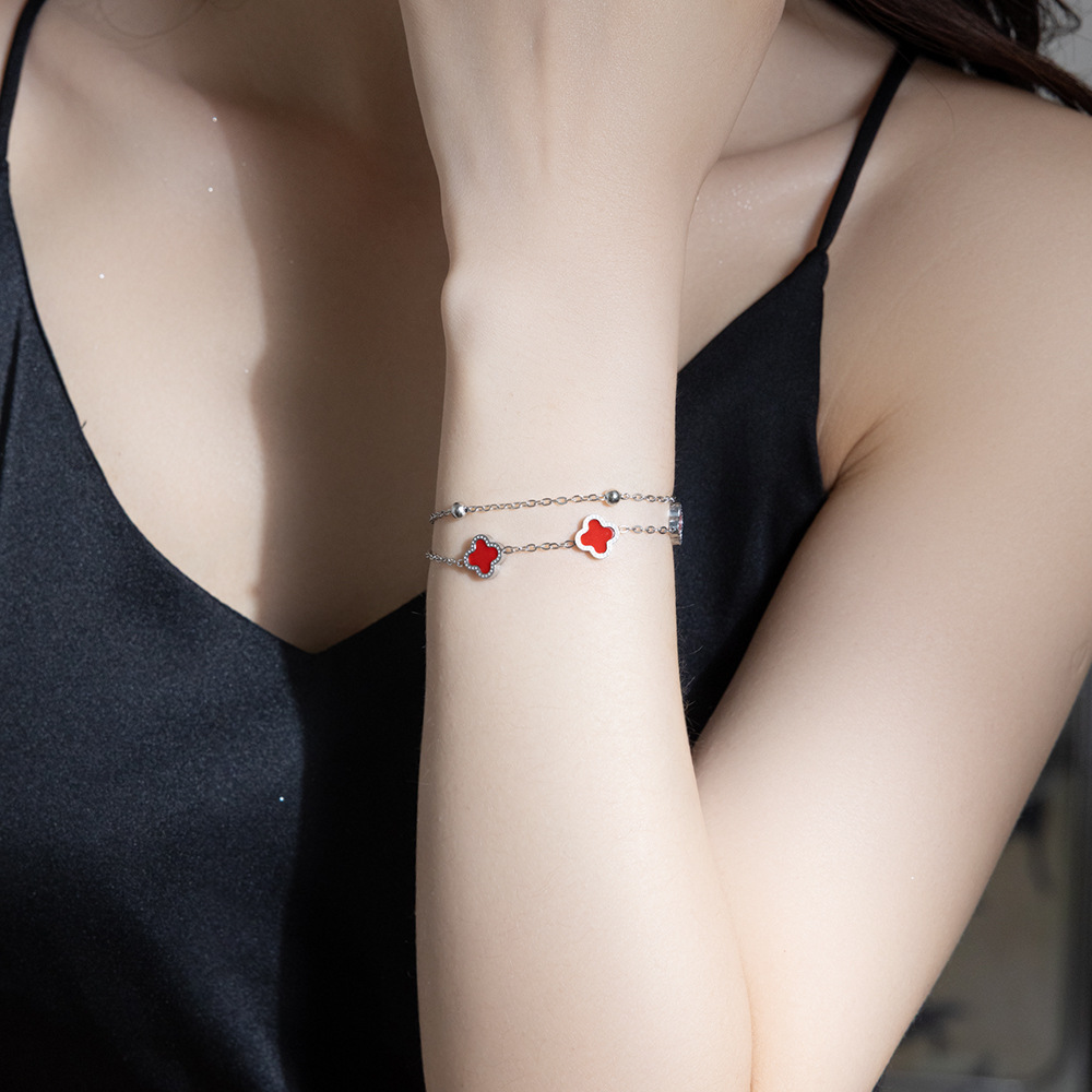 Cross-border four-leaf clover 18k titanium steel double-layer bracelet, a light luxury and high-end women's bestseller bracelet, simple and elegant jewelry details Picture