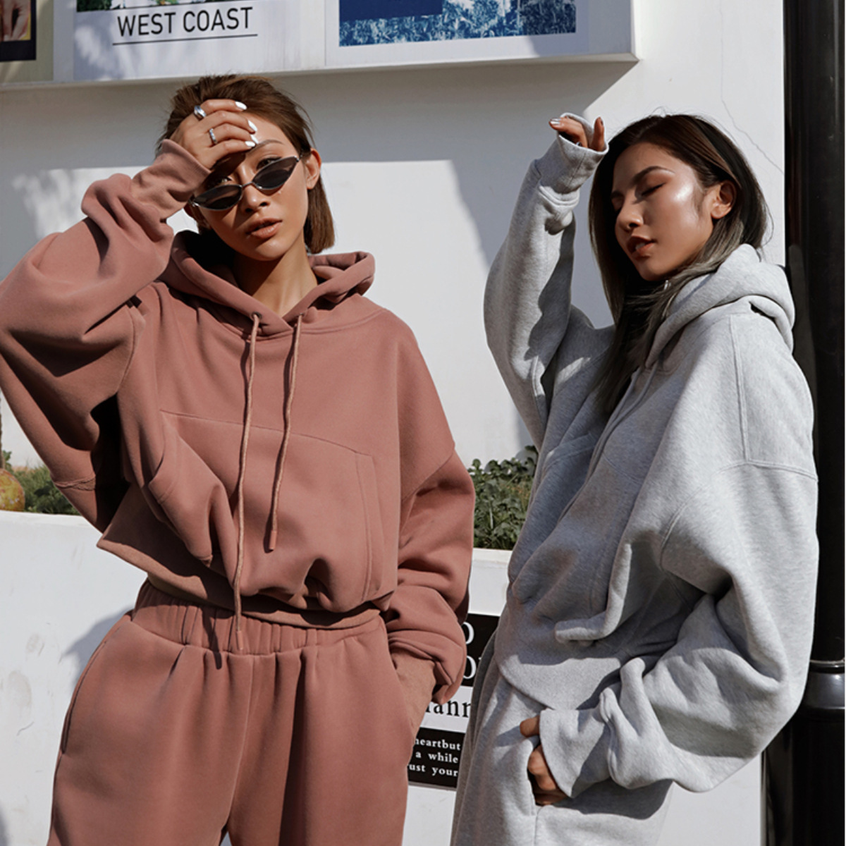 The 2023 autumn/winter Amazon European and American fashion solid-color long-sleeved hooded casual sweatshirt and sweatpants set is versatile and stylish details Picture