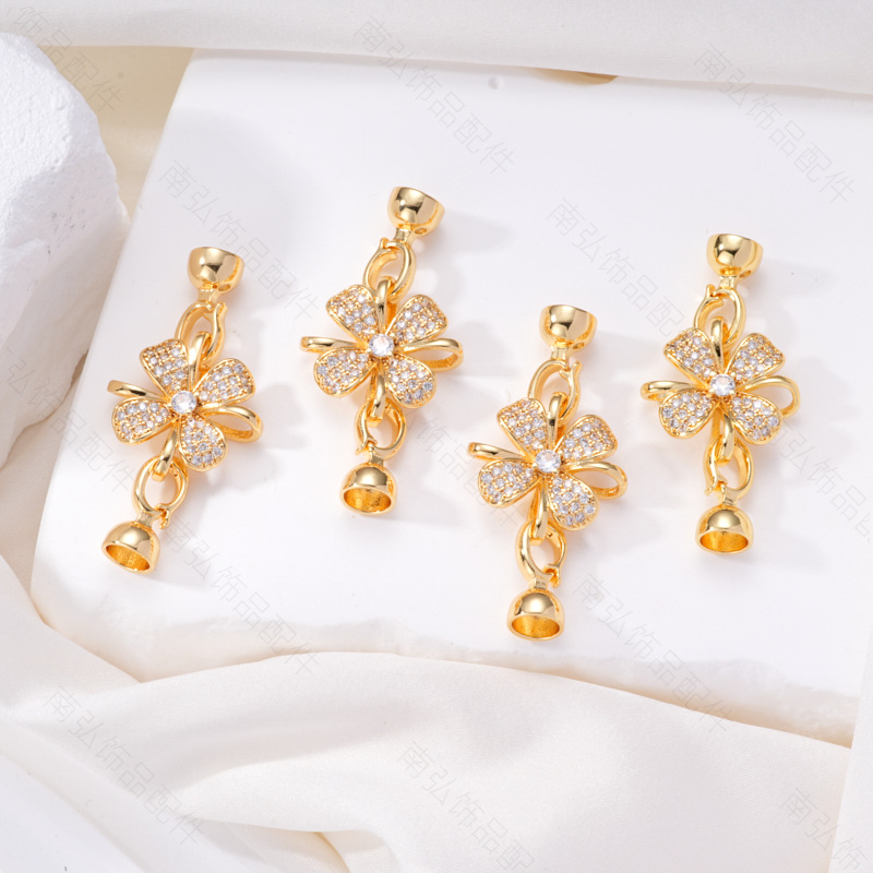 Zhuji pearl necklace buckle 8-shaped buckle, handcrafted end buckle, connecting buckle, mother-and-child buckle, sweater chain, universal buckle, DIY accessories Application Scenario