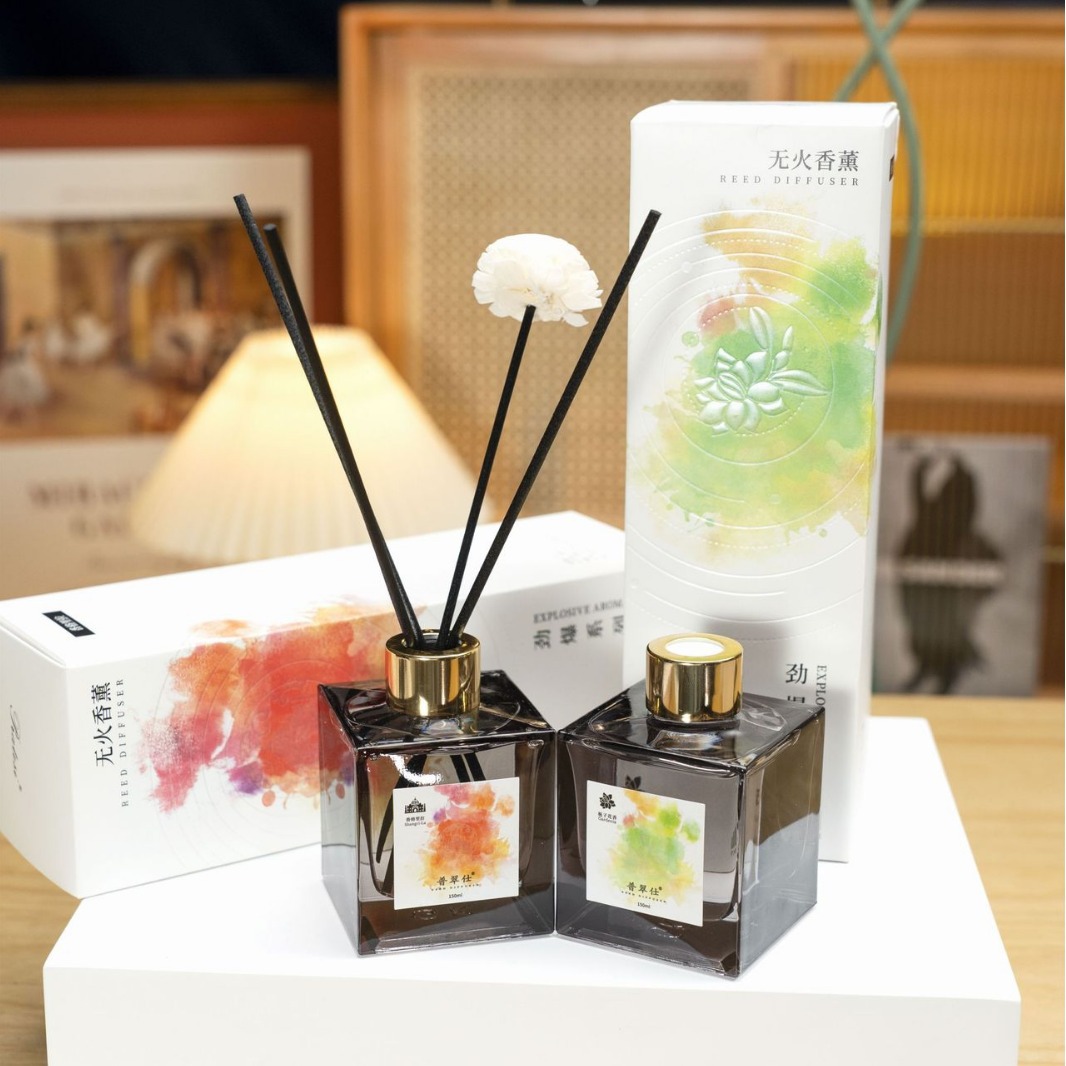 Aroma diffuser, flameless aroma diffuser, car aroma diffuser, automatic aroma machine, flame fireplace, two-fluid aroma equipment Application Scenario