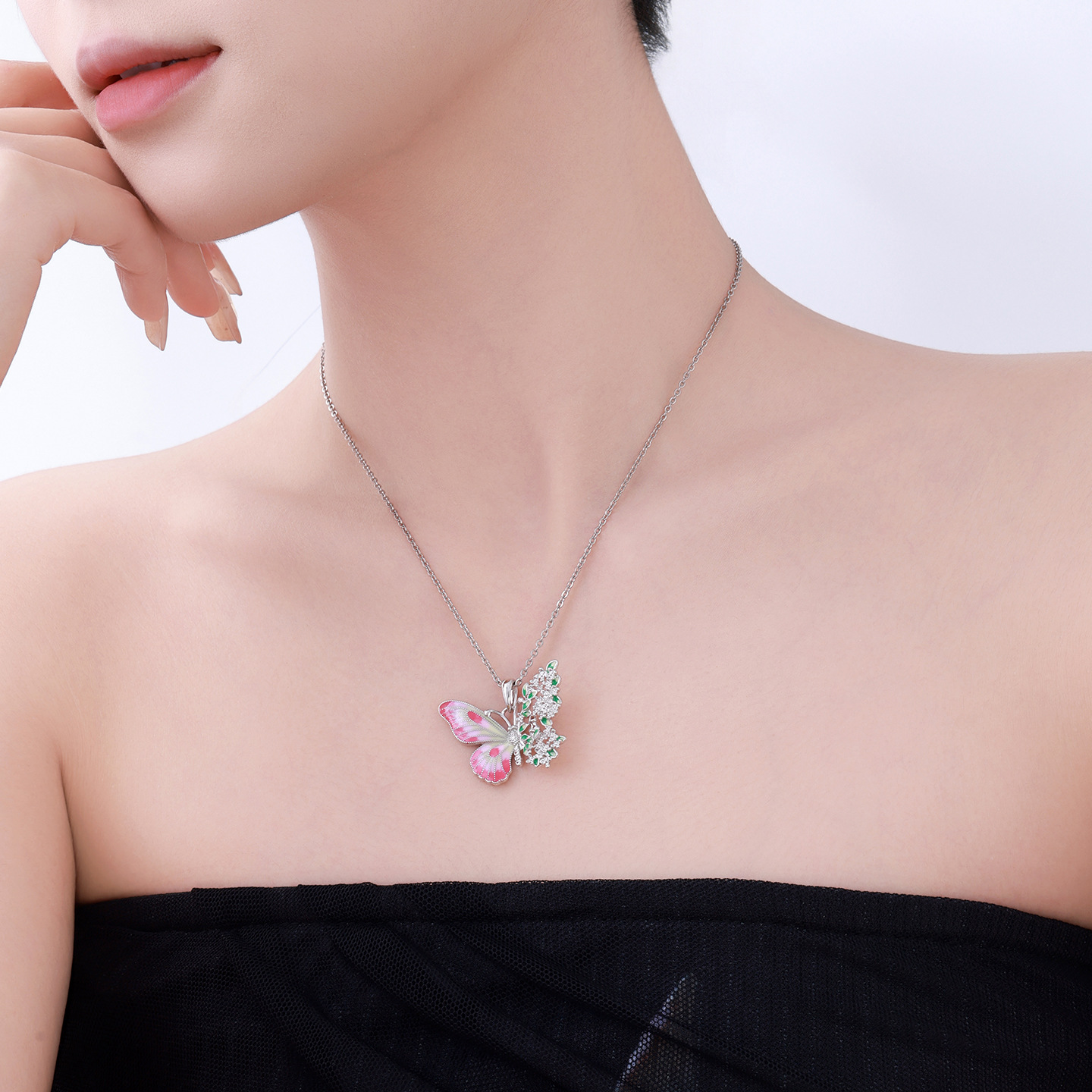 The Xuping enamel color exquisite and elegant half-sided hollowed-out butterfly pendant necklace features a niche design and a sense of high-end luxury Application Scenario