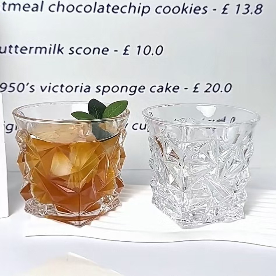 "ins High-end drinking glass, whisky ice crack glass, creative chicken tail. Application Scenario