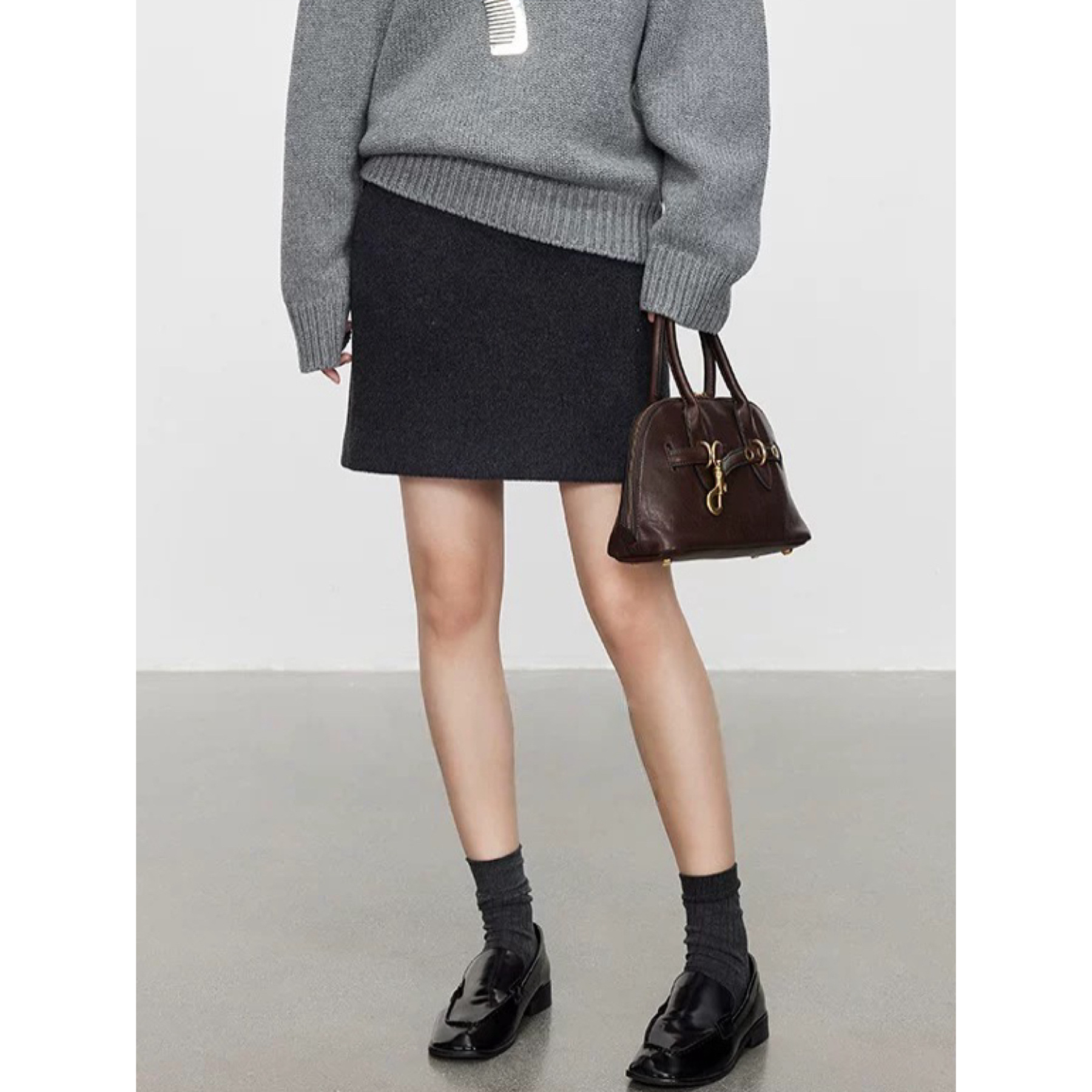 Four Beauties Slimming 100% short plush woolen A-line short skirt for women 25 winter New minimalist half skirt 9442 Specification image