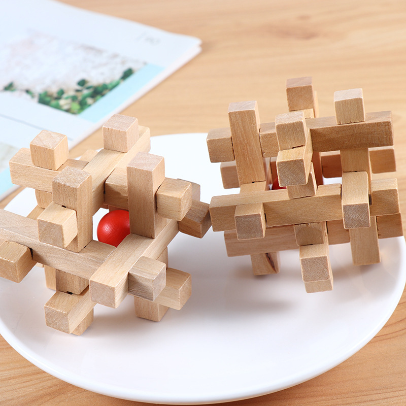 Adults, the elderly, children, leisure wooden toys that hurt the brain, unlock intelligence, assemble Kongming locks, Lu Ban locks, and take balls from cages Specification image