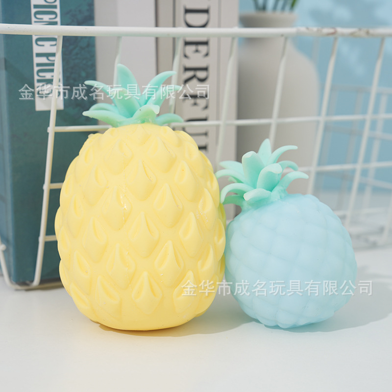 Wholesale of popular simulation pineapple release balls, fruit squeezing and pinching fun stress-relieving gadgets, stress-relieving soft rubber children's toys Specification image