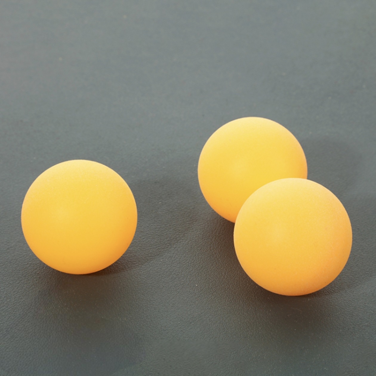 Factory direct sales: 6PCS ping-pong ball single-suction card packaging, 40mm pp ping-pong ball in stock, quick delivery, one-piece consignment Application Scenario
