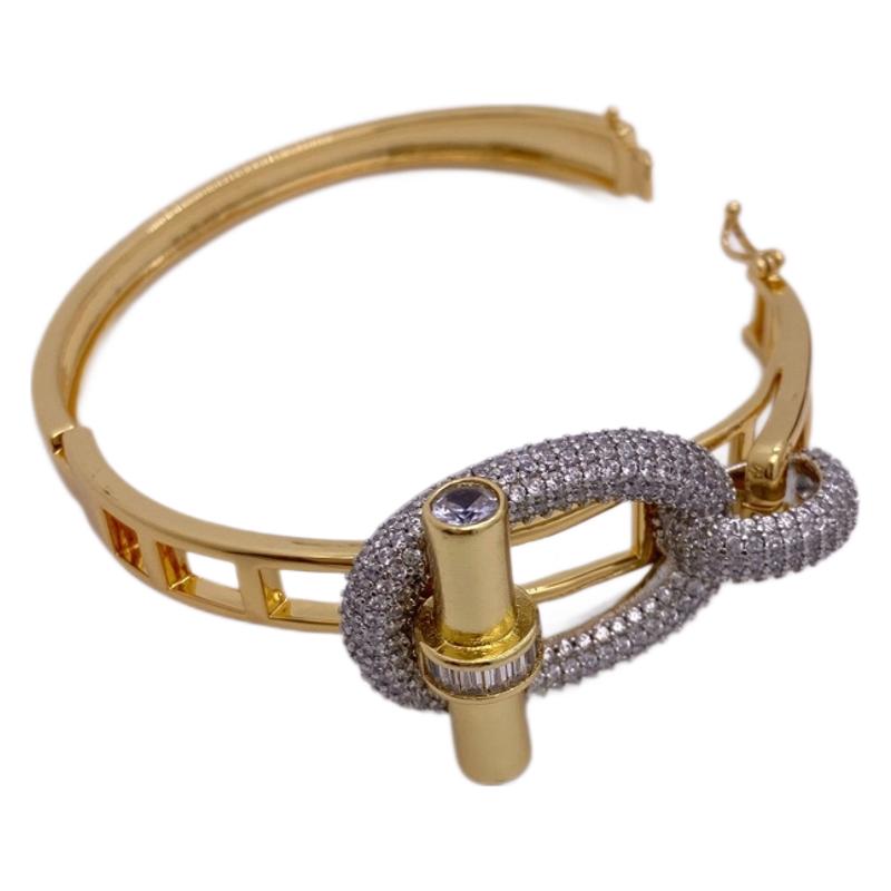 Cross-border new horizontal bar ot series ring and bracelet set, pig nose light luxury copper inlaid zircon bracelet ring Item Picture