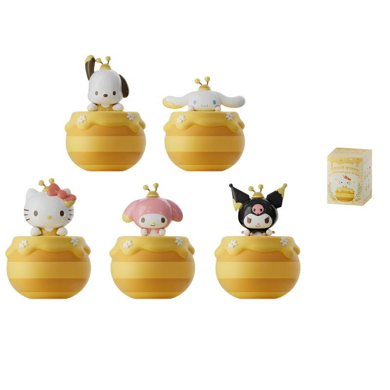 Genuine Sanrio honey jar night light figurine HelloKitty Kuromi collectible gift Item Picture
