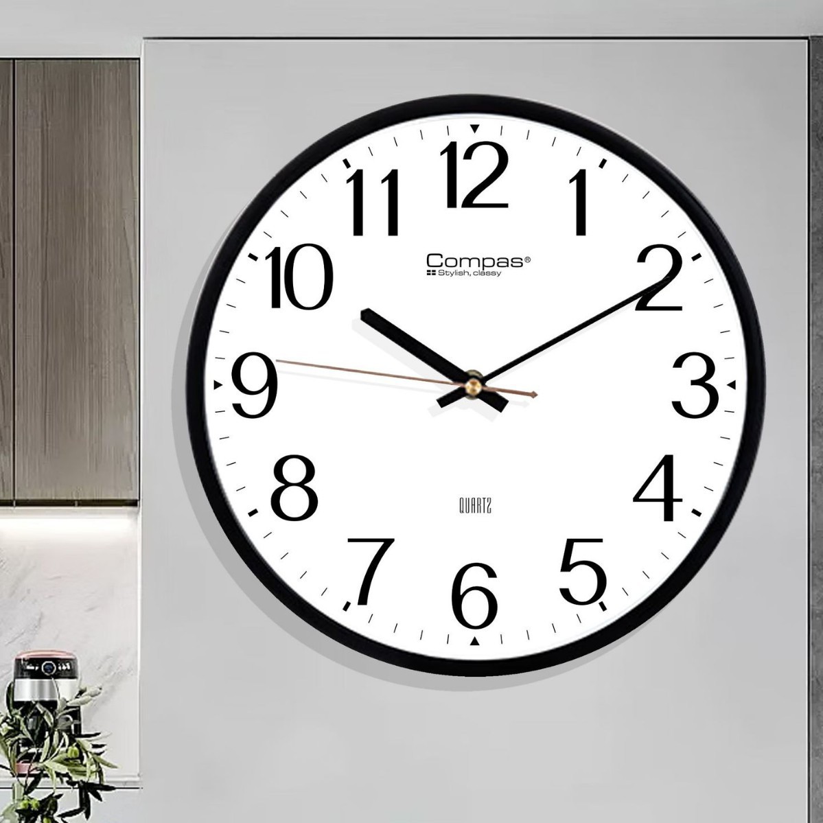 Wholesale of cross-border household simple, quiet and fashionable clocks for living rooms and bedrooms, creative wall-mounted clocks without drilling details Picture