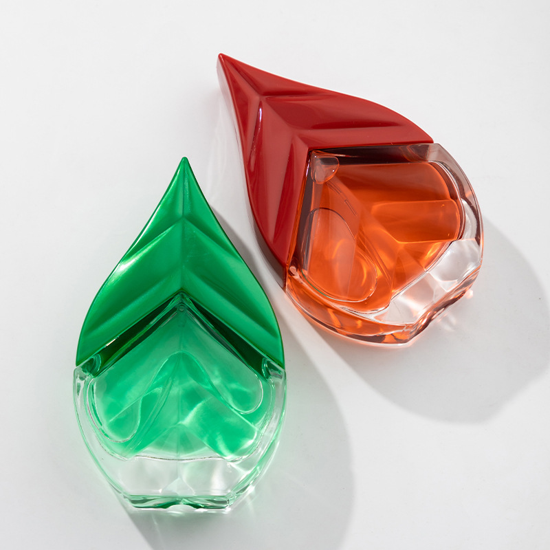 The cross-border bestseller, Di Xiang 'er Green Tea and Black Tea Perfume, has a long-lasting fragrance and a fresh faux body scent. It is a niche perfume for both men and women Application Scenario