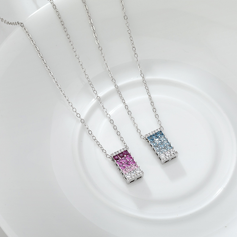 柏伶饰品新款彩色锆石项链女百搭高碳钻吊坠冰花切锁骨链方糖配饰