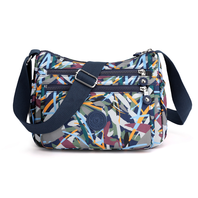 New cross-border nylon women's single-shoulder bag, urban simple nylon fabric bag, casual printed small square bag for middle-aged and elderly people Application Scenario