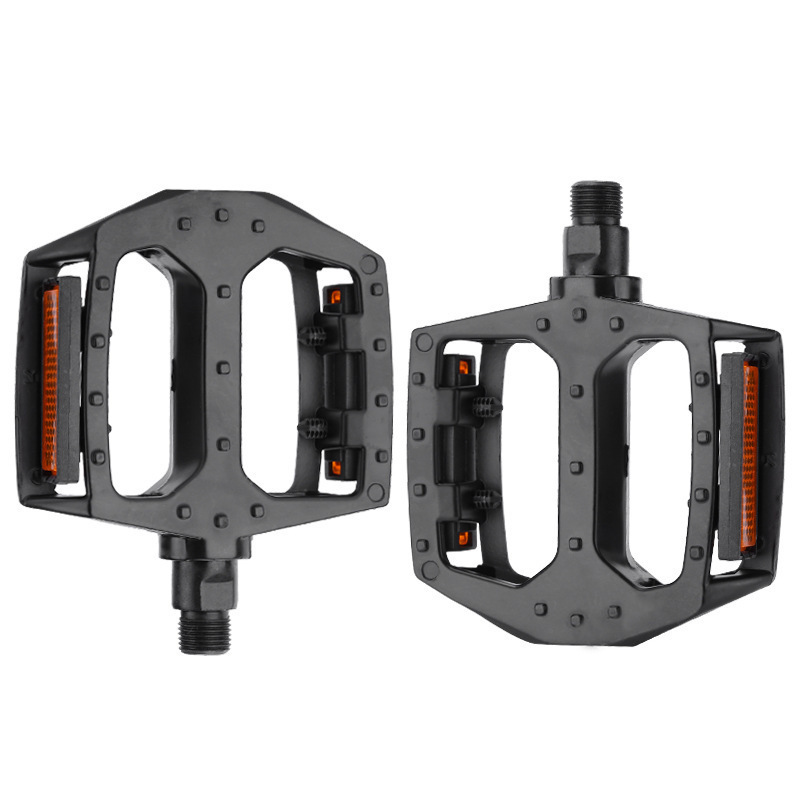 Large aluminum alloy pedal bicycles, steel ball pedals, mountain bike pedals, anti-slip cycling and off-road pedals, lightweight Item Picture