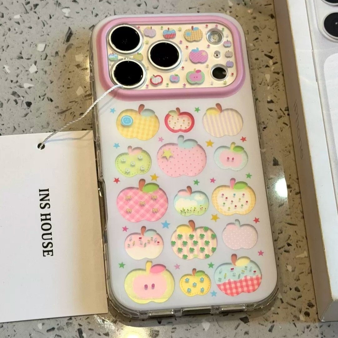 适用iPhone17PRO手机壳创意镂空苹果波点格纹苹果16/15防摔境界壳