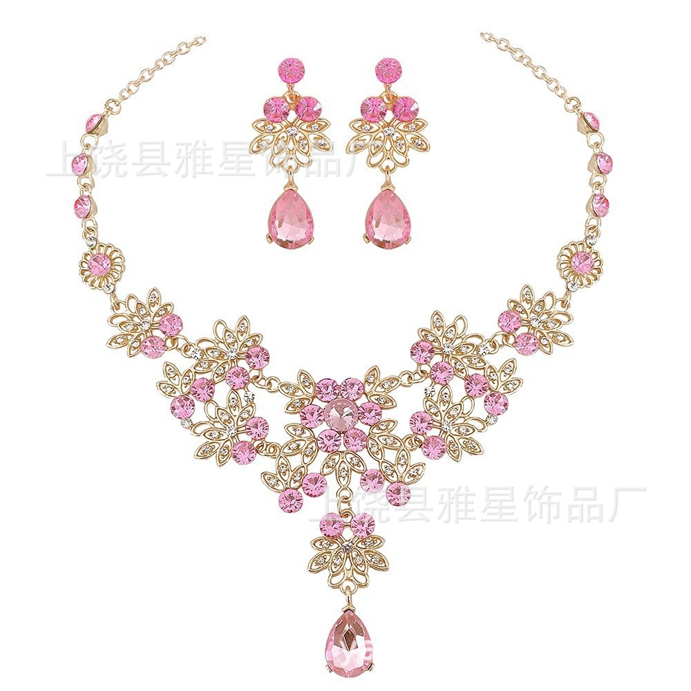 European and American cross-border bestseller earrings and jewelry sets for brides, wedding parties and banquets, rhinestones, necklaces and earrings Item Picture