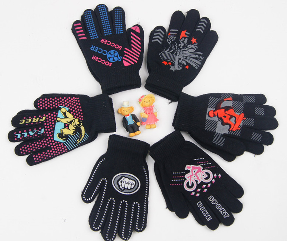 Self-produced and self-sold full-finger gloves, winter knitted magic dot print gloves, men's warm and anti-slip finger cots