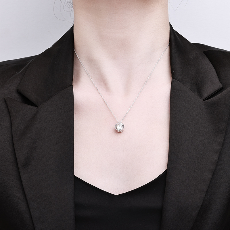 Zhuoheng selects Amazon's best-selling pure silver S925 platinum necklace, simple and elegant Mosang necklace, European and American jewelry in stock