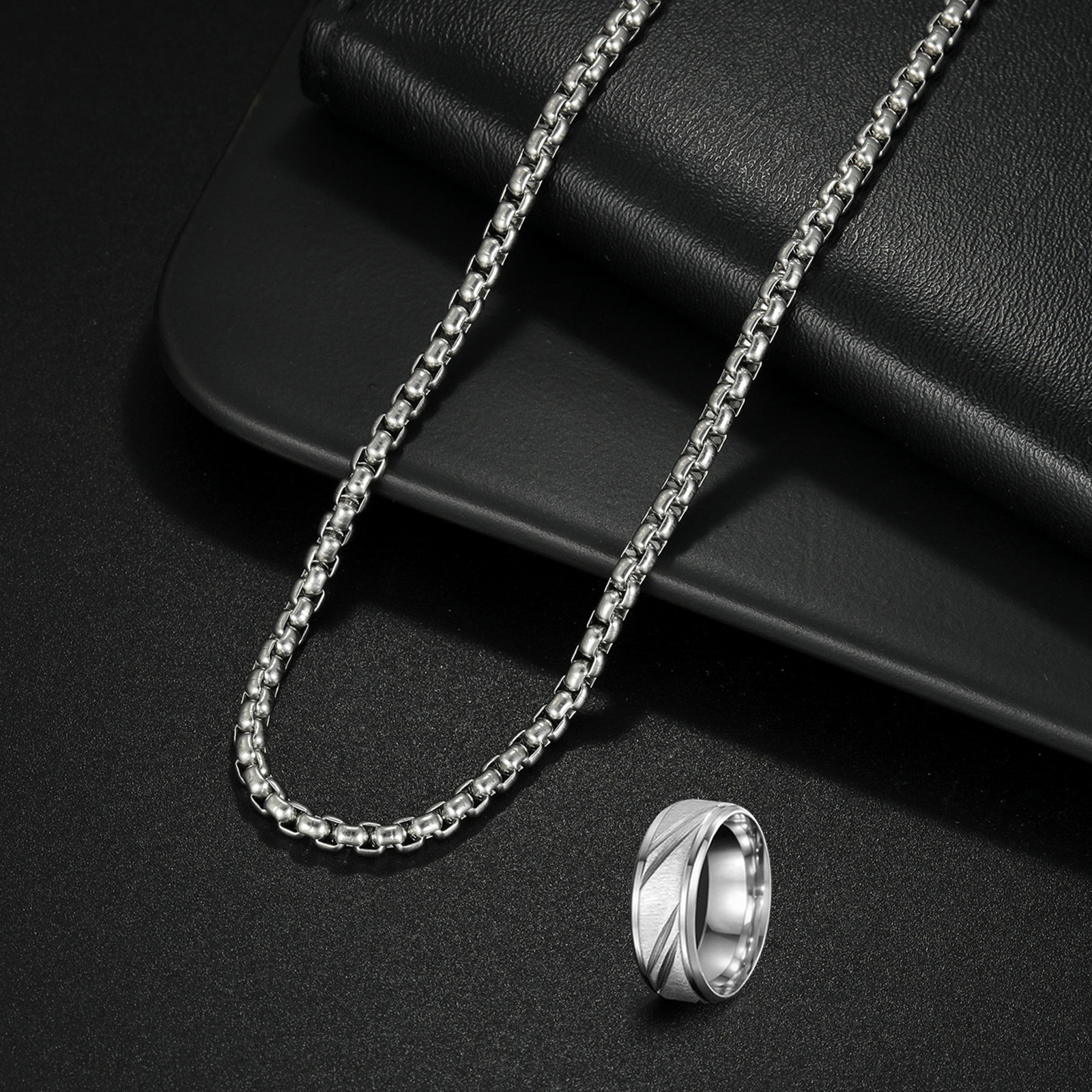 Wholesale of cross-border best-selling stainless steel round grinding bracelets, European and American men's fashionable Cuban chain bracelets, rings and accessory sets details Picture