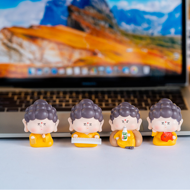Cute cartoon, emotionally stable Buddha ornaments, fridge magnets, car resin handicrafts, living room desktop decorations Application Scenario
