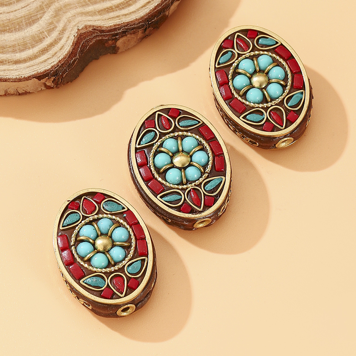 Tibetan-style Nepalese retro bead copper inlaid with turquoise and red stone DIY ethnic style bracelet accessories bucket beads details Picture